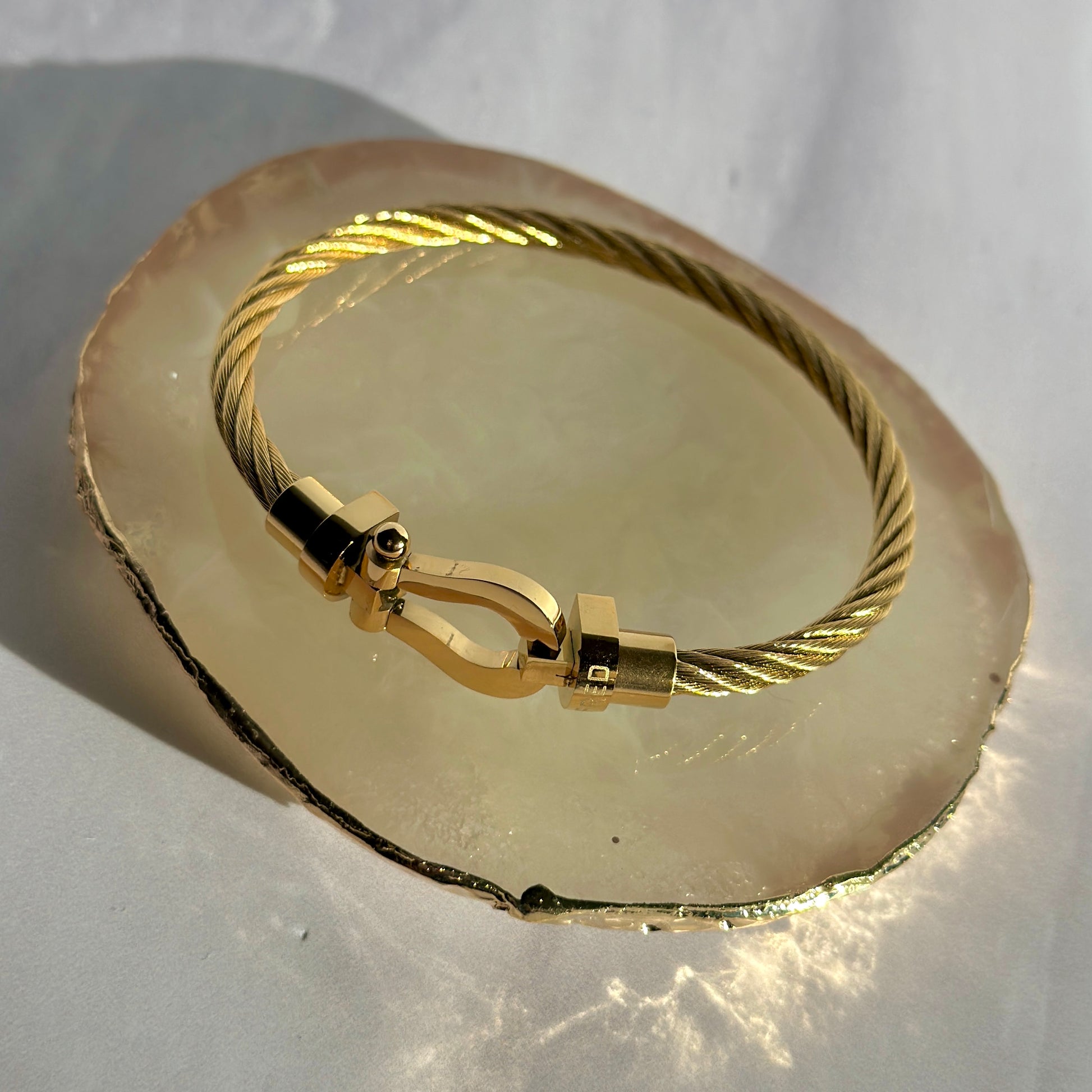 lasso bracelet - 14k yellow gold