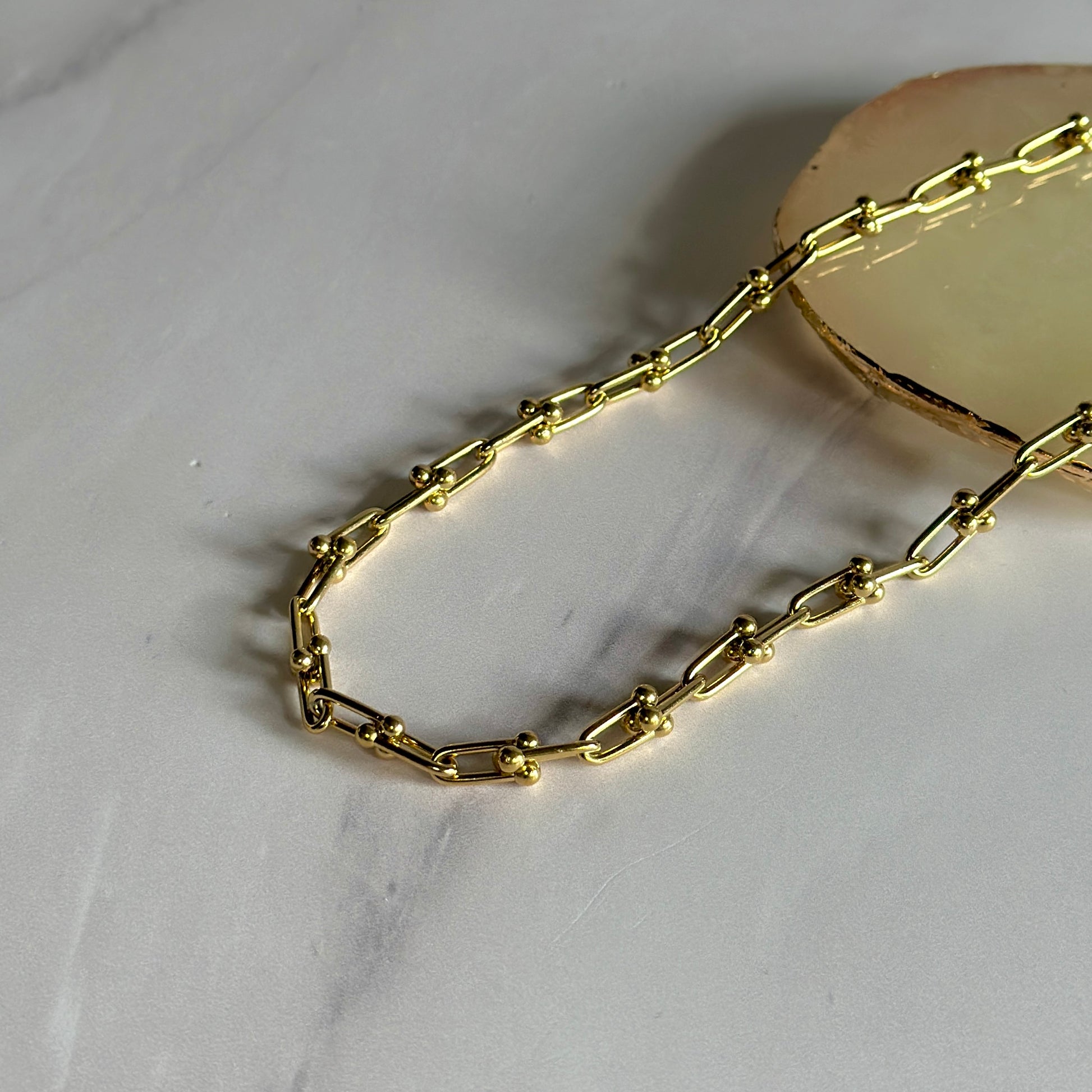 LARIAT LUSTER