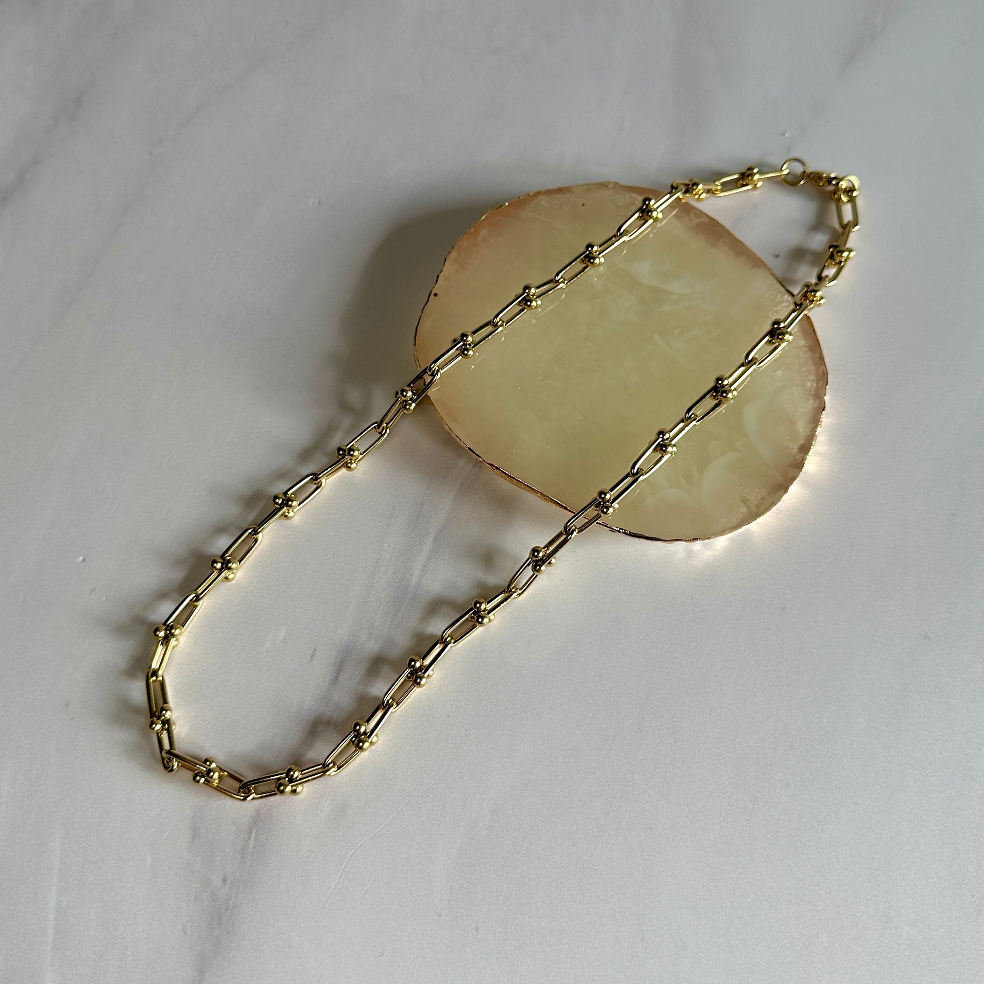 LARIAT LUSTER